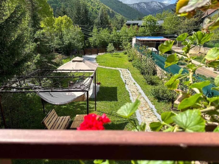 Cosy Mountain Villa In Nizepole Μπίτολα Εξωτερικό φωτογραφία